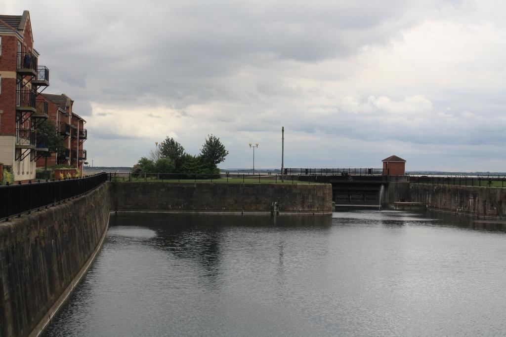 Ferienwohnung Hartley Bridge Victoria Dock Kingston upon Hull Exterior foto